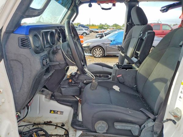 2019 JEEP WRANGLER Unlimited Sport — DENT