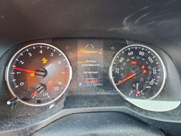 2020 TOYOTA RAV4 LE