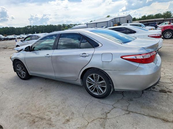 2016 TOYOTA CAMRY