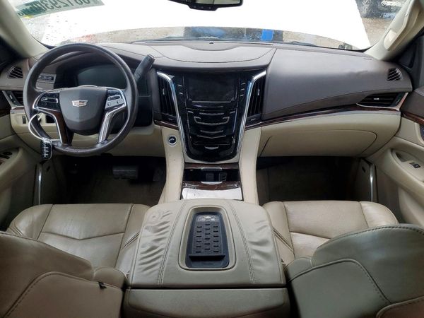 2015 CADILLAC ESCALADE ESV Luxury — CKPT