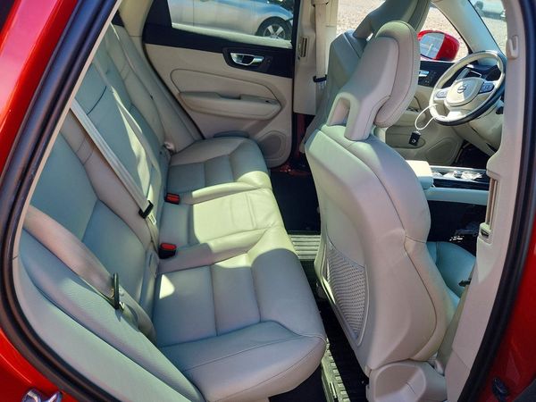 2018 VOLVO XC60