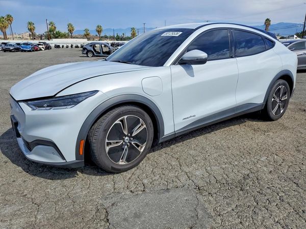 2022 FORD MUSTANG Select — Front 3/4