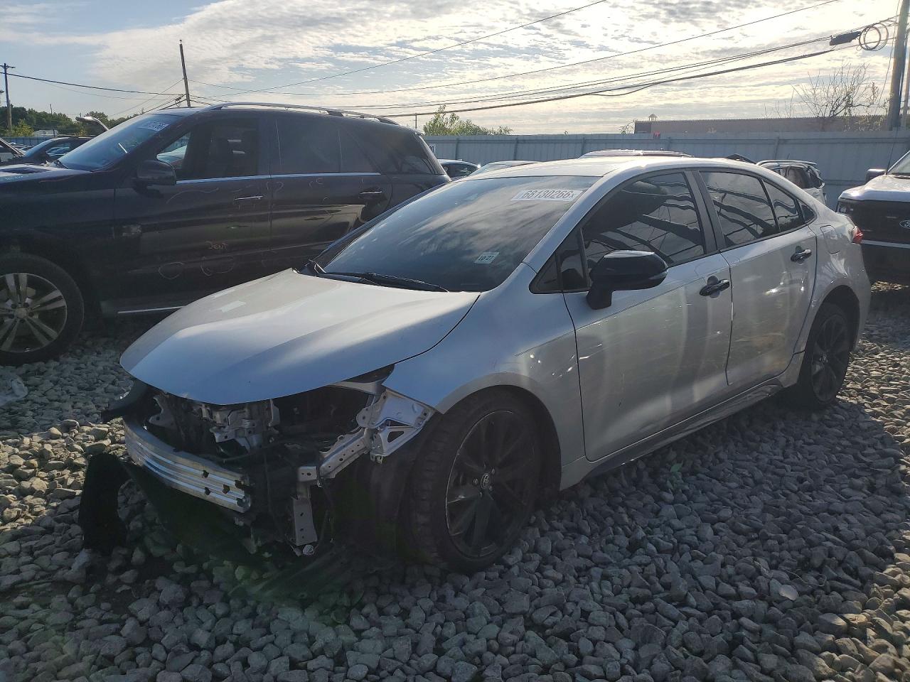 2022 TOYOTA COROLLA SE — Front 3/4