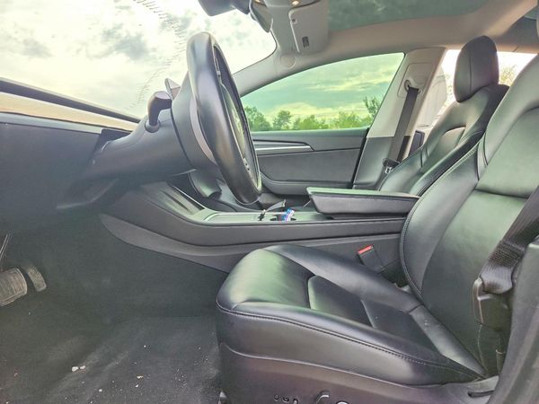 2021 TESLA MODEL 3 — DENT