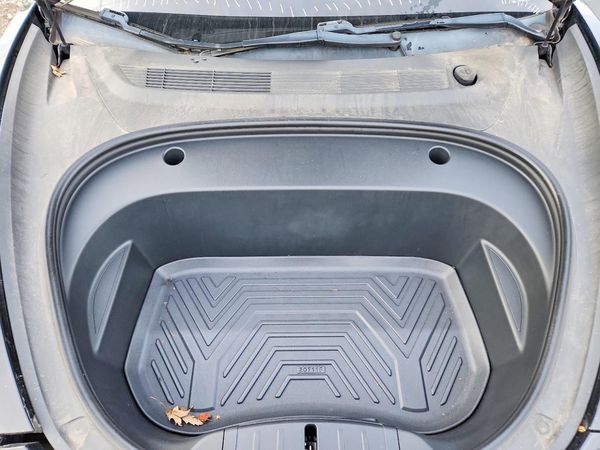 2021 TESLA MODEL 3 — Engine bay