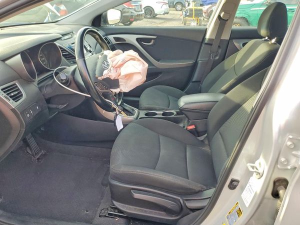 2015 HYUNDAI ELANTRA