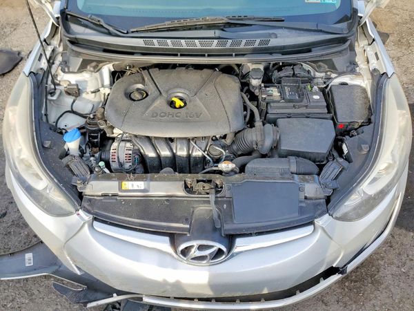 2015 HYUNDAI ELANTRA