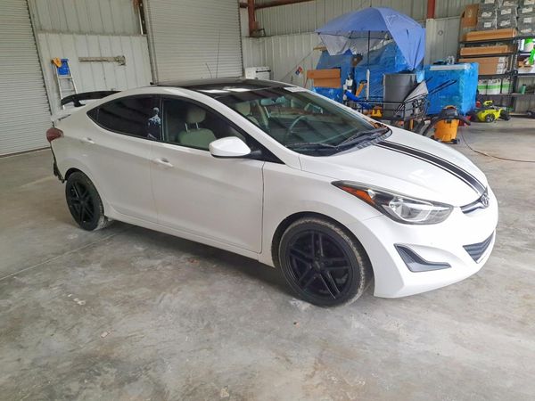 2016 HYUNDAI ELANTRA — Passenger 3/4
