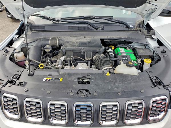 2025 JEEP COMPASS Trailhawk — Engine bay