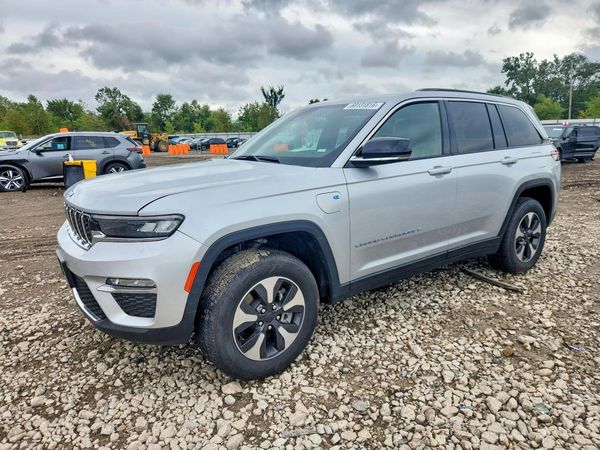2024 JEEP GRAND CHEROKEE