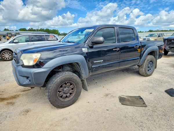 2014 TOYOTA TACOMA Delux Grade — Front 3/4