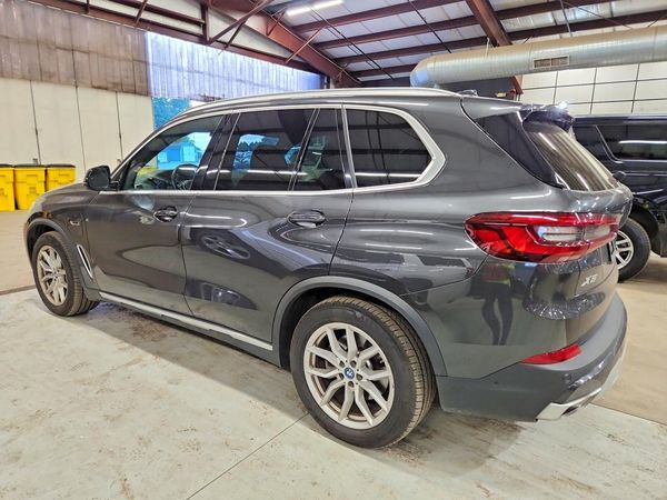 2022 BMW X5 xDrive45e