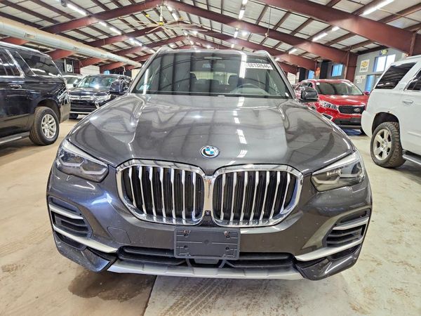 2022 BMW X5 xDrive45e