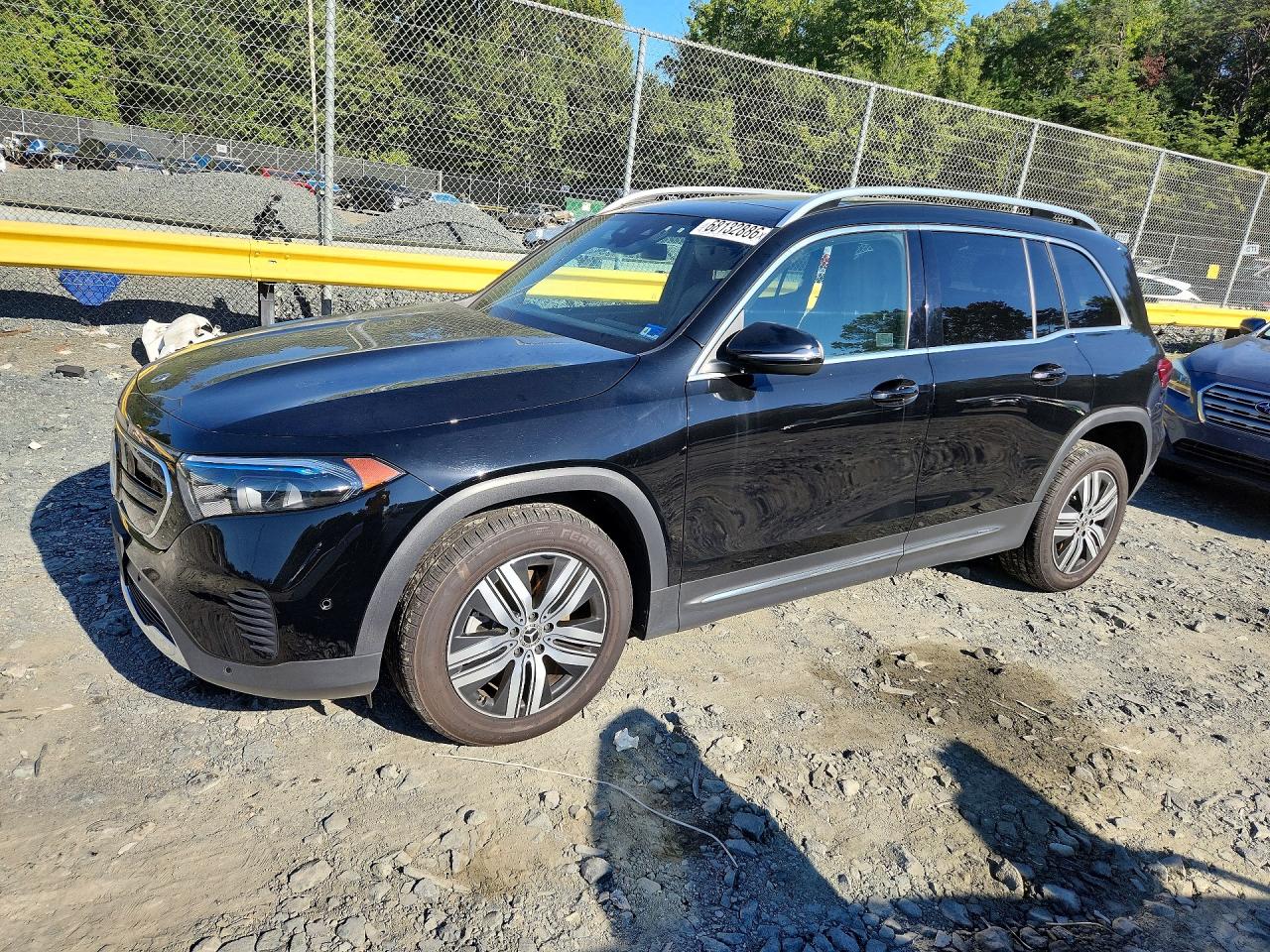 2023 MERCEDES-BENZ ALL OTHER EQB300 4MATIC — Front 3/4