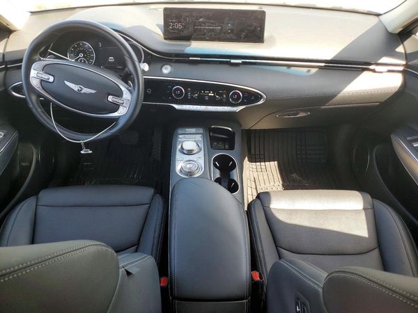 2022 GENESIS GV70