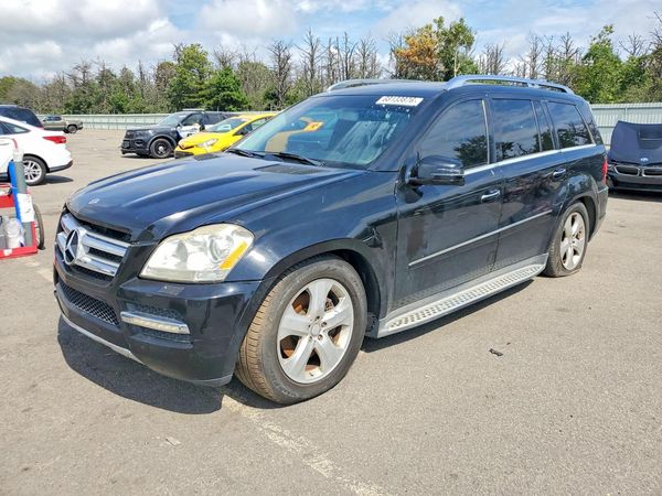 2012 MERCEDES-BENZ GL-CLASS GL450 4-MATIC — Front 3/4