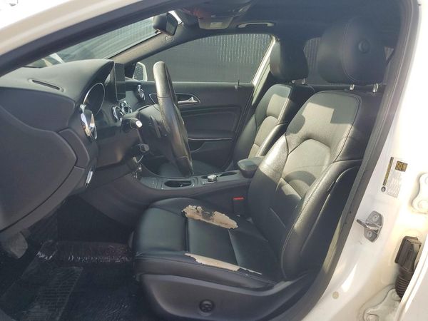 2018 MERCEDES-BENZ GLA-CLASS GLA250 — DENT