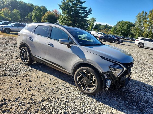 2023 KIA SPORTAGE SX-PRESTIGE or SX-P