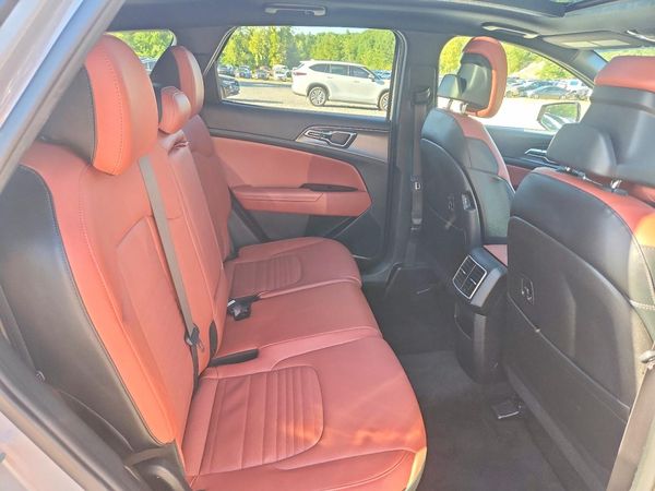 2023 KIA SPORTAGE SX-PRESTIGE or SX-P