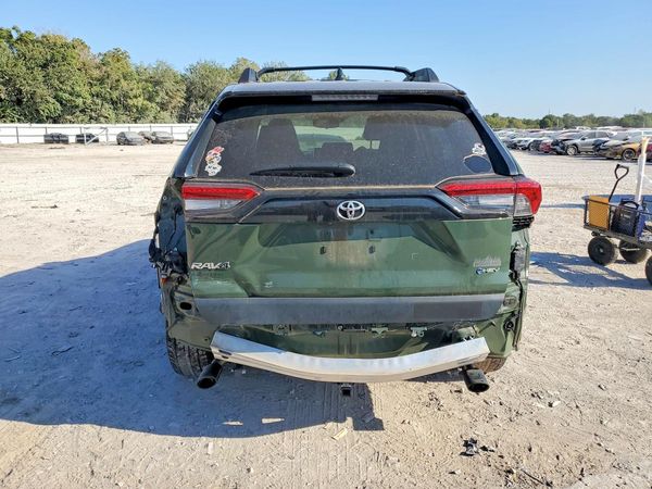 2025 TOYOTA RAV4 Woodland Pkg