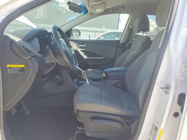 2018 HYUNDAI SANTA FE Sport Base