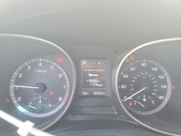 2018 HYUNDAI SANTA FE Sport Base
