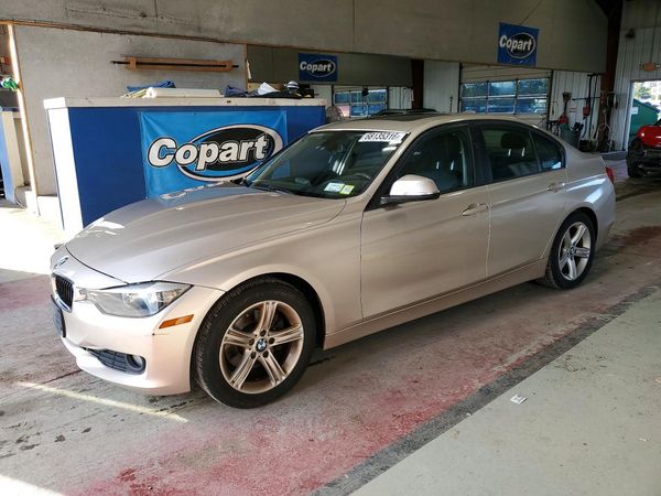 2013 BMW 320