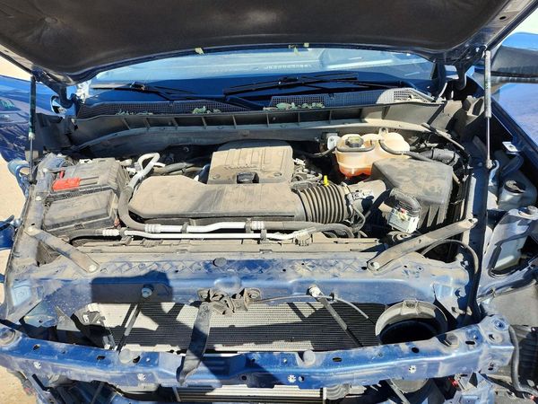 2024 CHEVROLET SILVERADO LT-L — Engine bay
