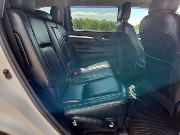 2018 TOYOTA HIGHLANDER