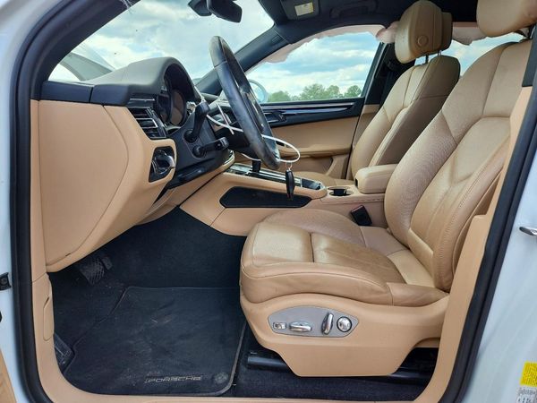 2023 PORSCHE MACAN Macan / Macan T — DENT