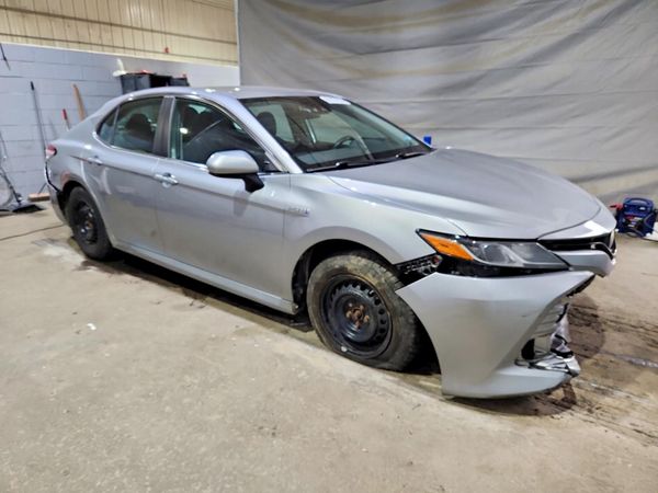 2019 TOYOTA CAMRY