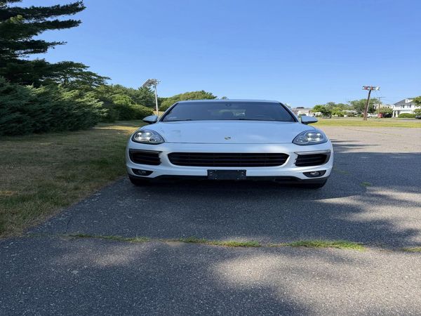 2015 PORSCHE CAYENNE