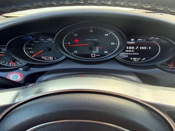 2015 PORSCHE CAYENNE