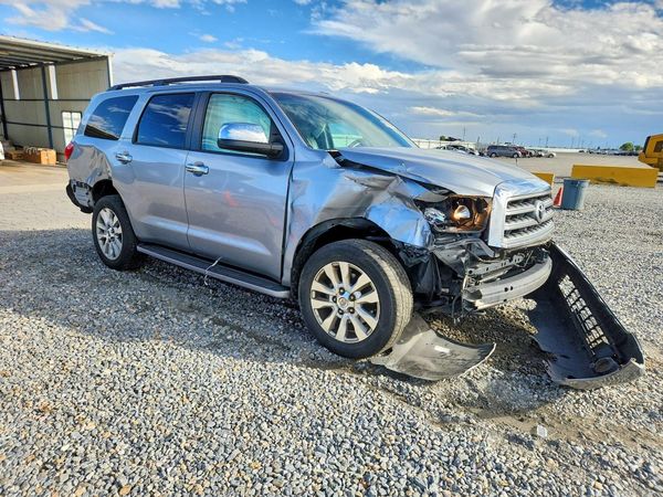 2016 TOYOTA SEQUOIA Platinum Grade
