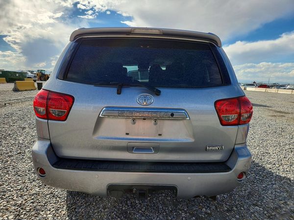 2016 TOYOTA SEQUOIA Platinum Grade