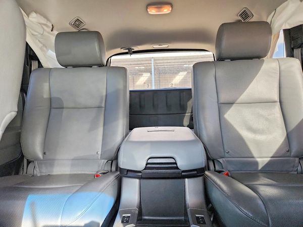 2016 TOYOTA SEQUOIA Platinum Grade