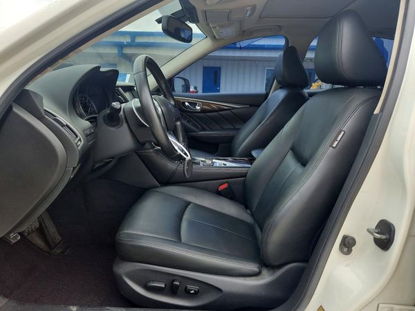 2019 INFINITI Q50