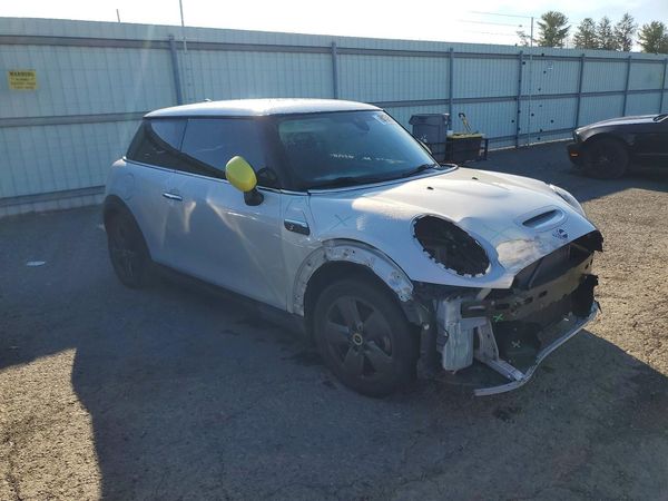 2022 MINI COOPER