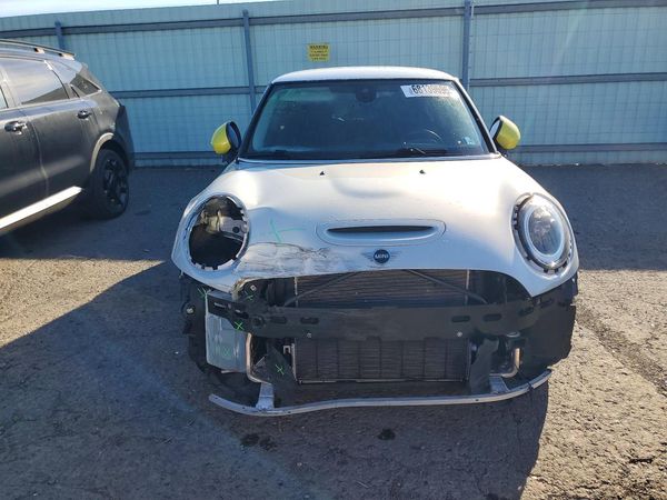 2022 MINI COOPER