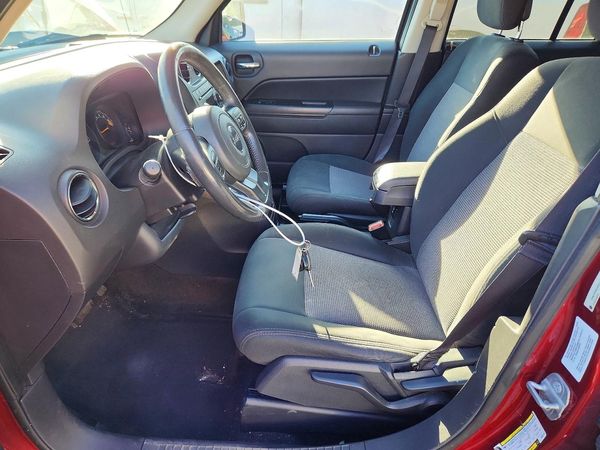 2014 JEEP PATRIOT Latitude — DENT