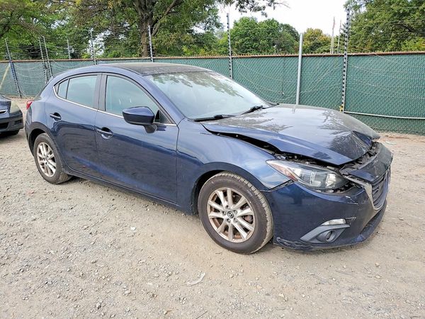 2016 MAZDA 3