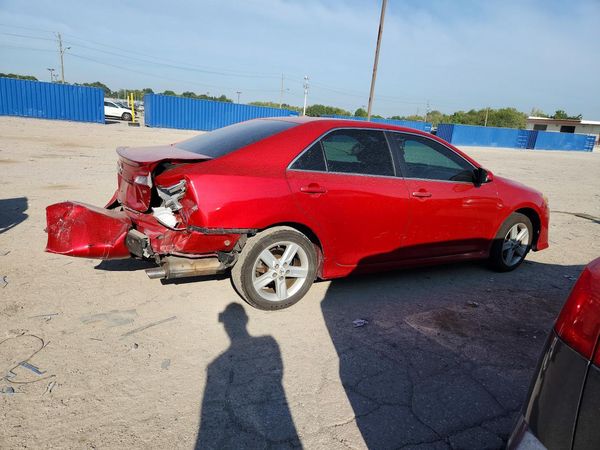 2012 TOYOTA CAMRY