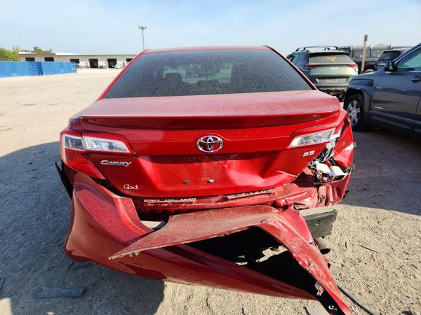 2012 TOYOTA CAMRY