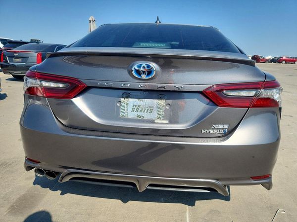 2021 TOYOTA CAMRY XSE — DIRR