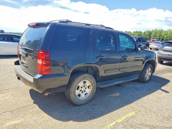2013 CHEVROLET TAHOE LS
