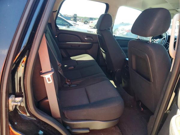 2013 CHEVROLET TAHOE LS