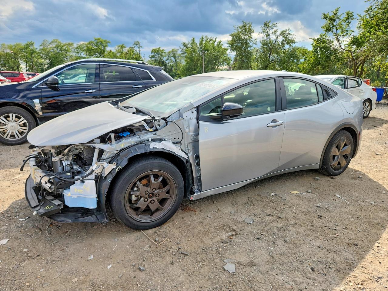 2024 TOYOTA PRIUS — Front 3/4
