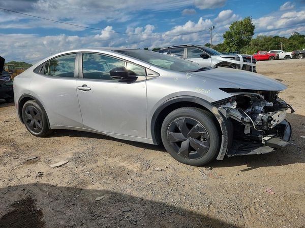 2024 TOYOTA PRIUS — Passenger 3/4