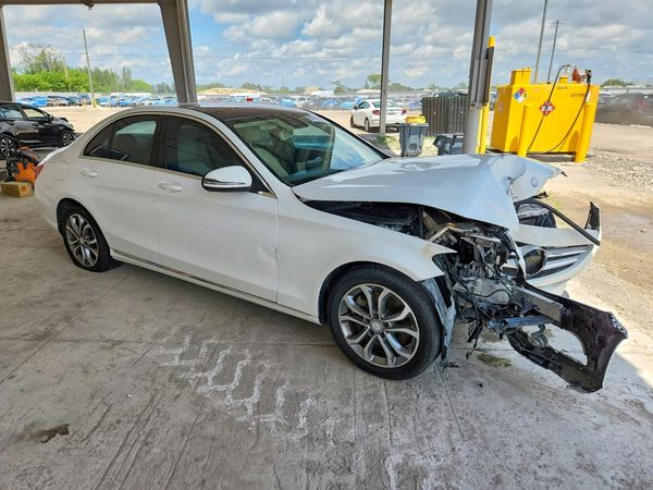 2017 MERCEDES-BENZ C C300