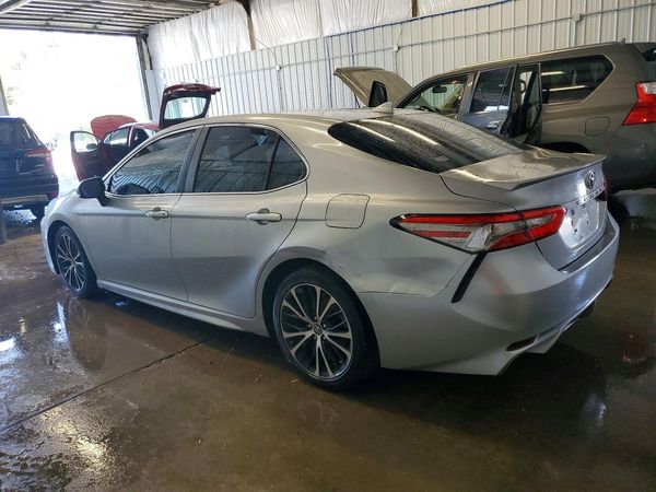 2019 TOYOTA CAMRY